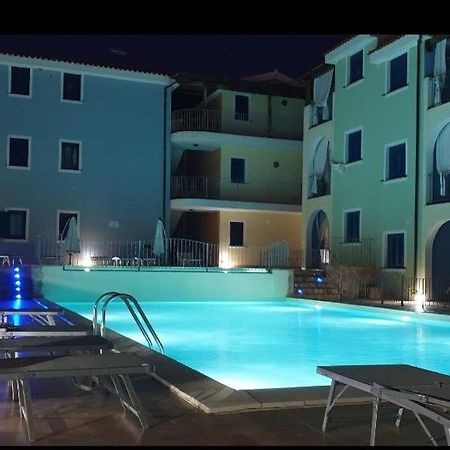 Sea Paradise Apartment Валедория Екстериор снимка