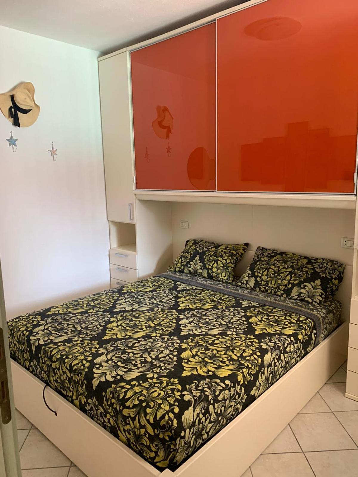 Sea Paradise Apartment Валедория Екстериор снимка